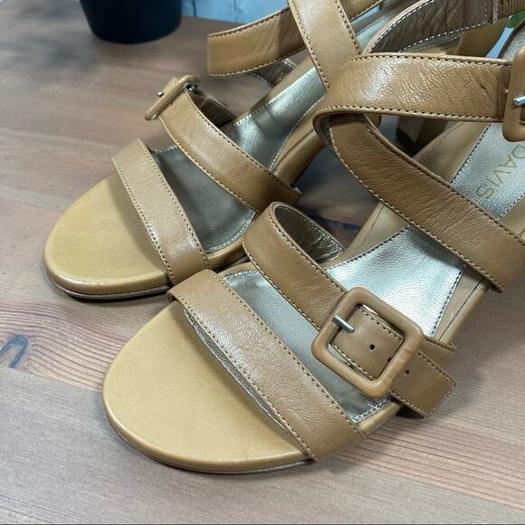 Dana Davis Tan Strappy Block Heel Sandals Made in Italy Size 7 - Picture 3 of 10